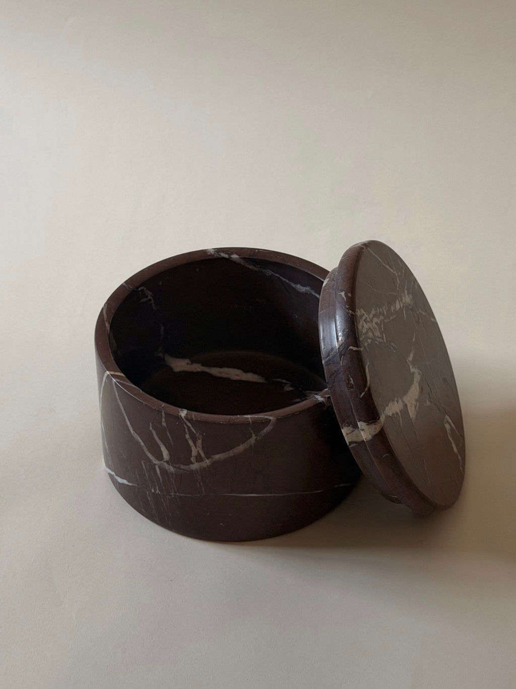 THE HAUS CANISTER