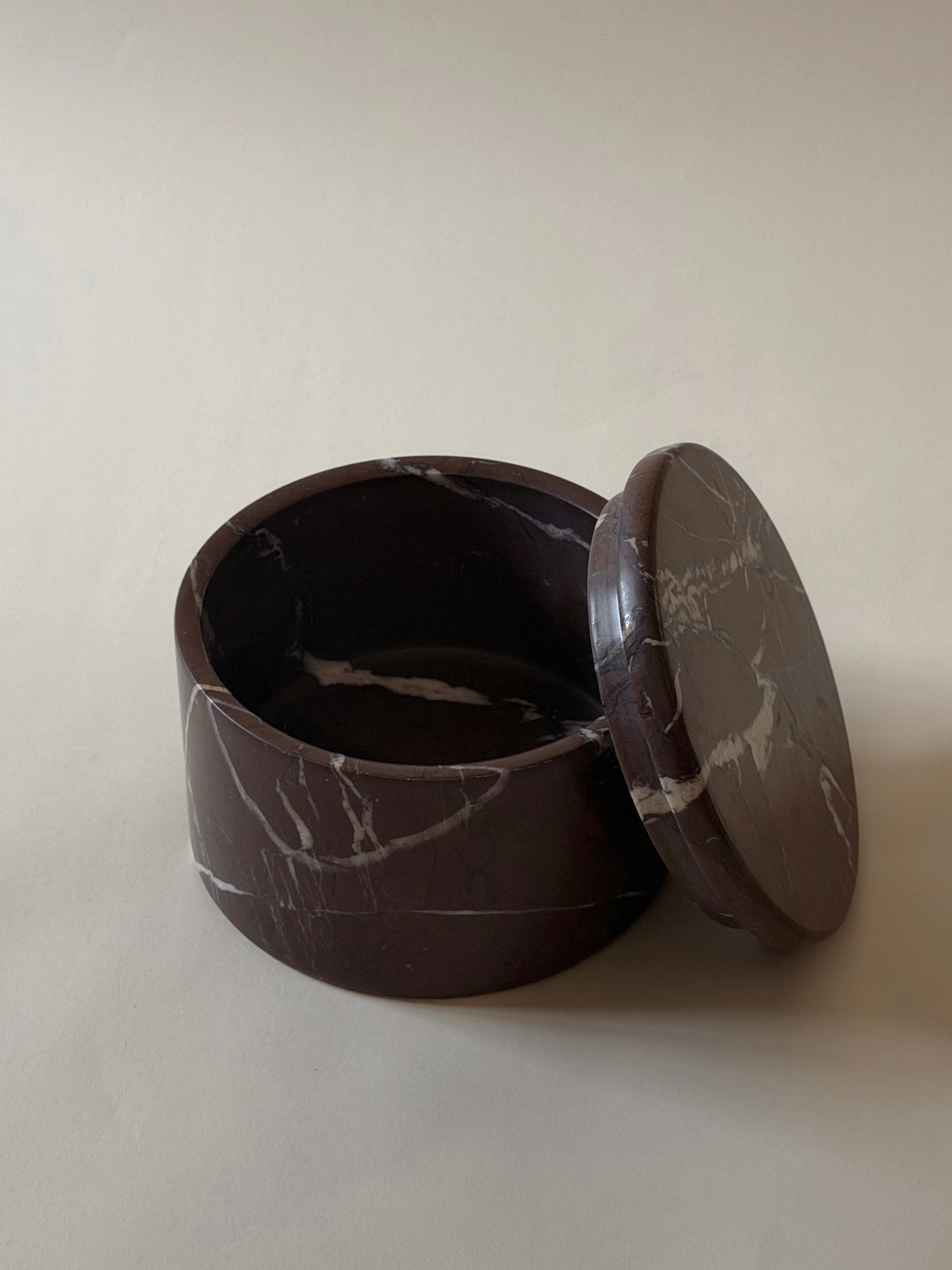 THE HAUS CANISTER